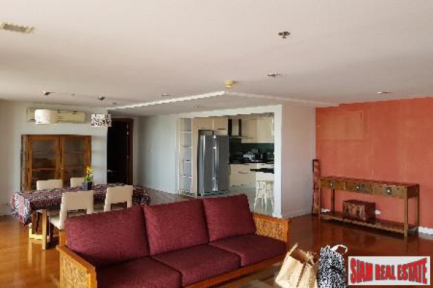 Prime Mansion 31 | Large Two Bedroom for Rent with City Views in Phrom Phong-4