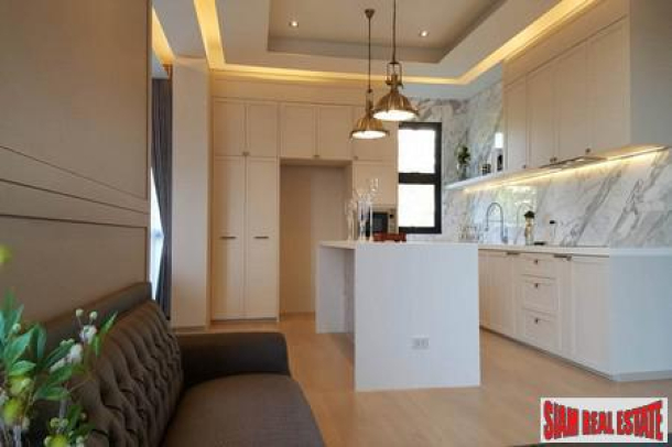 New House with Private Pool and Gardens in Phra Khanong,  Bangkok-11