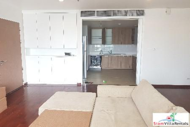 31 Residence | Large Modern Three Bedroom + Study Room on Sukhumvit 31-3