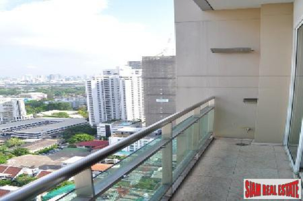 The Prime 11  | City Views from this Prime Two Bedroom Condo on Sukhumvit 11-8