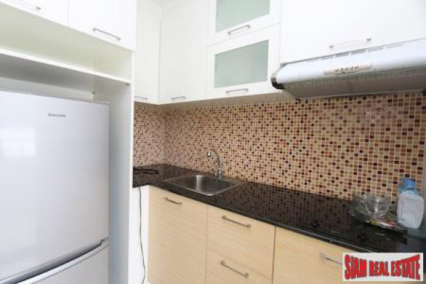 Modern and Convenient Three Bedroom Condo in Suthep, Chiang Mai-10