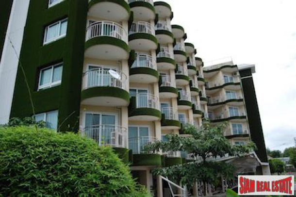 Modern and Convenient Three Bedroom Condo in Suthep, Chiang Mai-16