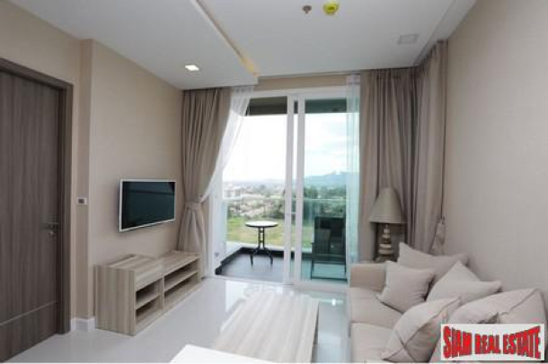 1BR Beachfront Condominium with Direct Seaview- Bangsaray Pattaya-11