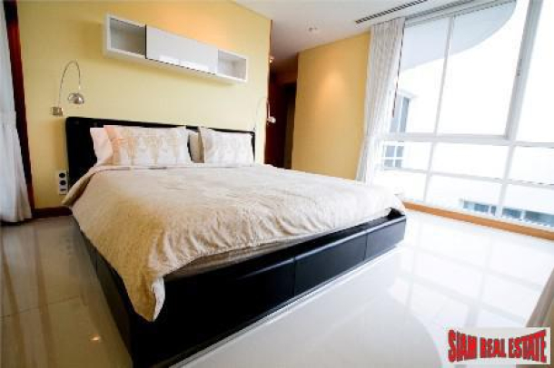 1 Bedroom Beach Resort Style in Jomtien with Pool Access - Short Distance from the Beach.-11