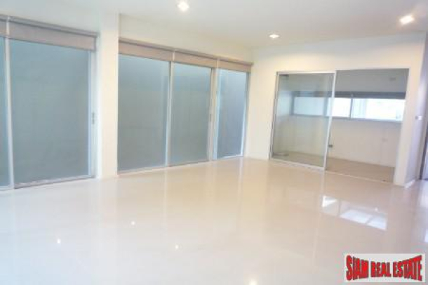 Noble Cube Pattanakarn | Newly Built Three Storey Townhouse for Sale in Suan Luang, Bangkok-12