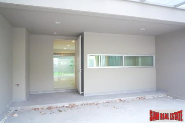 Noble Cube Pattanakarn | Newly Built Three Storey Townhouse for Sale in Suan Luang, Bangkok-8