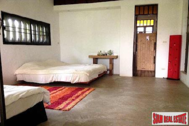 Luxury and Privacy in this Extra Large  Five Bedroom Villa in Hang Dong, Chiang Mai-2