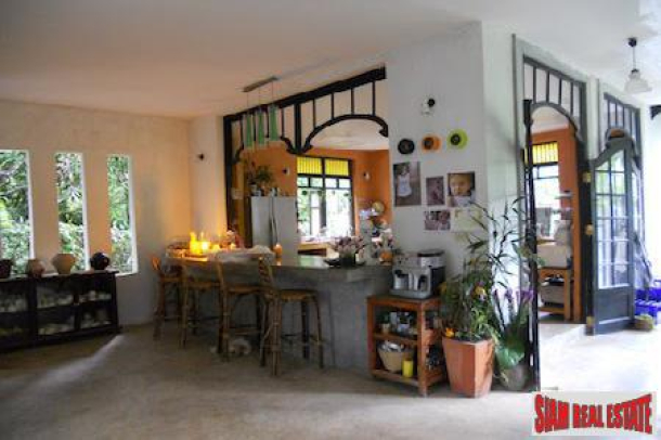 Luxury and Privacy in this Extra Large  Five Bedroom Villa in Hang Dong, Chiang Mai-9