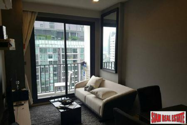 Spacious and Bright One Bedroom for Rent on Sukhumvit 10, Bangkok-13