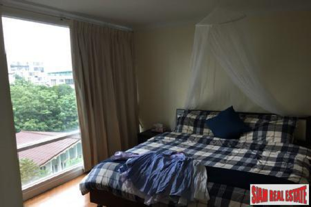 Spacious and Bright One Bedroom for Rent on Sukhumvit 10, Bangkok-9
