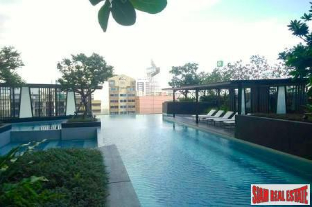 The Niche Pride Thonglor-Phetchaburi | New and Furnished Two Bedroom on the 27th Floor in Thong Lo-1