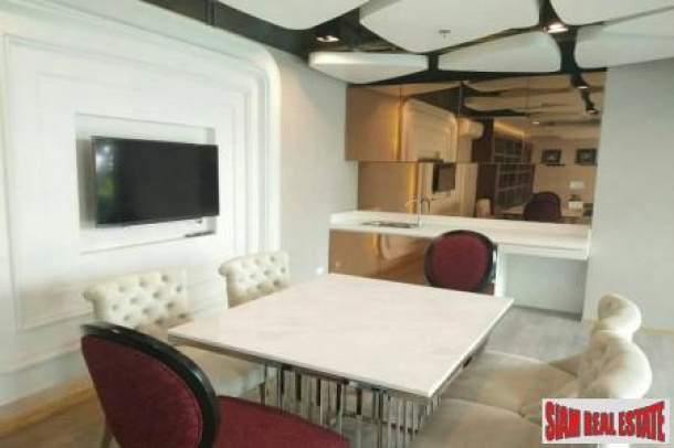 The Niche Pride Thonglor-Phetchaburi | New and Furnished Two Bedroom on the 27th Floor in Thong Lo-5