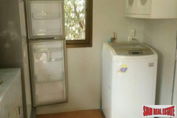Comfortable  Single Story Three Bedroom in Pa Daet, Chiang Mai-9
