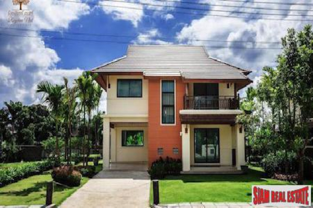 Fully Furnished 3 Bedroom in Small, Upscale Development in Hang Dong Nong Khwai, Chiang Mai-1