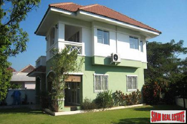 Large Two Story House with Nice Garden in Mae Hia, Chiang Mai-1