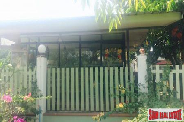 Three Bedroom House on a Large Lush Green Land Plot in Pa Daet, Chiang Mai-14