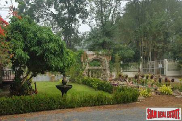Three Bedroom House on a Large Lush Green Land Plot in Pa Daet, Chiang Mai-2