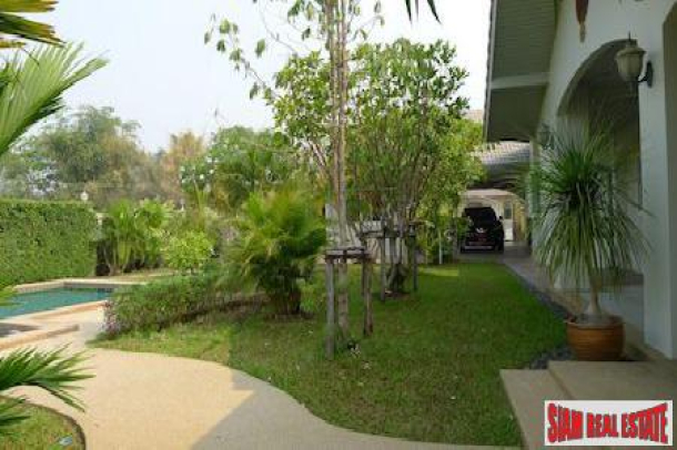 Large Four Bedroom with Salt Water Pool in Mae On, Chiang Mai-11
