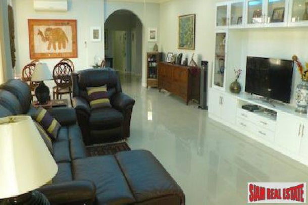 Large Four Bedroom with Salt Water Pool in Mae On, Chiang Mai-14