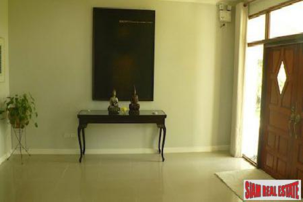 Large Four Bedroom with Salt Water Pool in Mae On, Chiang Mai-15