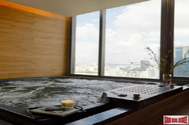 3 Bed Penthouse Condo on 52nd Floor at Newly Completed Luxury Condo at Sukhumvit 21, Asoke-26