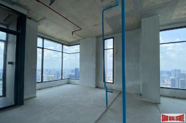 3 Bed Penthouse Condo on 52nd Floor at Newly Completed Luxury Condo at Sukhumvit 21, Asoke-3