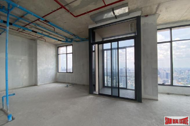 3 Bed Penthouse Condo on 52nd Floor at Newly Completed Luxury Condo at Sukhumvit 21, Asoke-4