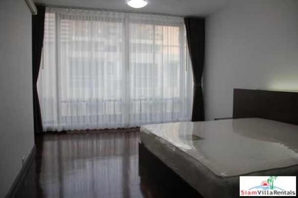 Plus City Park Sukhumvit 101/1 | Large Three Bedroom Townhouse for Rent in a Private Estate, Phra Khanong-10