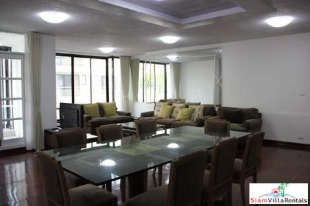 Vanicha Park Langsuan | Magnificent Furnished Three Bedroom for Rent in Lumphini-8