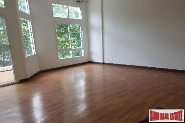 Plus City Park Sukhumvit | Three Storey Townhouse in Small Private Estate in Phra Khanong-4