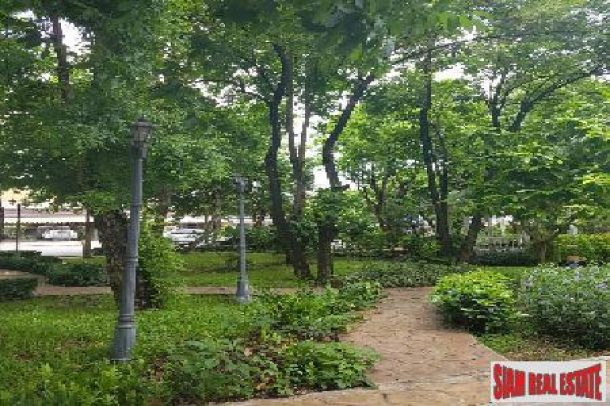 Plus City Park Sukhumvit 101/1 | Large Three Bedroom Townhouse for Rent in a Private Estate, Phra Khanong-3