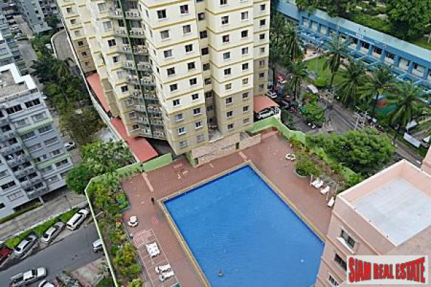Fortune Condo Town | Unique and Large Two Bedroom  Condo in Sathorn, Bangkok-1