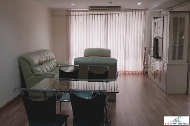 Perfect Big 1 Bed 62 sq.m. with 3 balconies Condo for Sale - Prime Location on Thepprasit Road-20