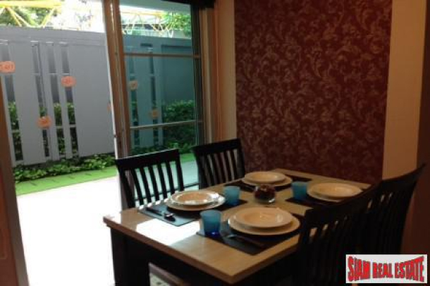 Maestro 39 Residence | Ground Floor Furnished Two Bedroom with Private Garden on Sukhumvit 39-6