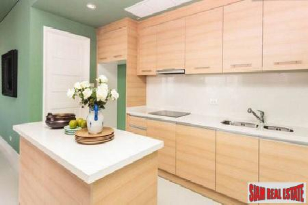 Aguston Sukhumvit 22 | Corner Apartment with Three Bedrooms for Rent on Sukhumvit 22-5