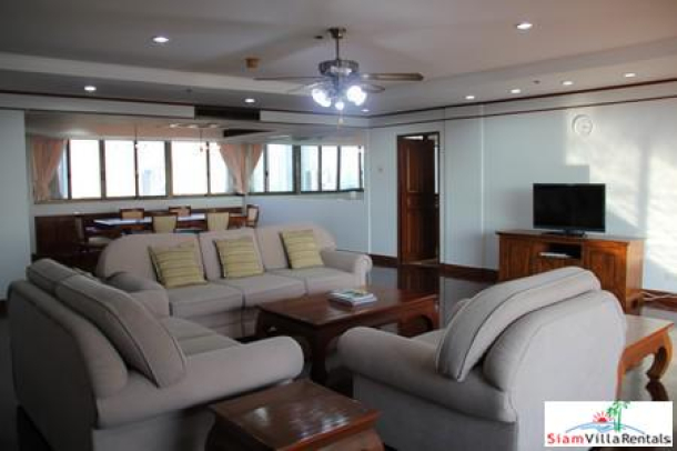 Promsuk Condominium | Extra Large Three Bedroom Family Style Condo for Rent on Sukhumvit 26-5