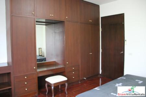 Kanta Mansion | Spacious Three Bedroom for Rent -- Pets Allowed -- on Sukhumvit 26-3