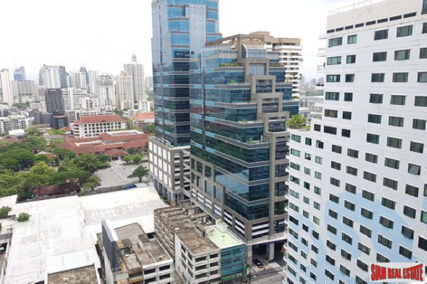 Large Two Bedroom with City Views in Asoke, Bangkok-6