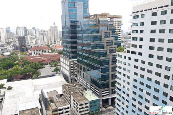 Modern Two Bedroom with City Views For Rent in Asoke, Bangkok-6