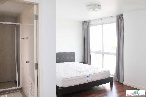 The 49 Plus II | Two Bedroom Top Floor Apartment in Nice Low Rise, Sukhumvit 49-10