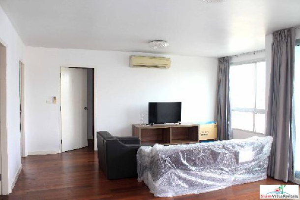 The 49 Plus II | Two Bedroom Top Floor Apartment in Nice Low Rise, Sukhumvit 49-13