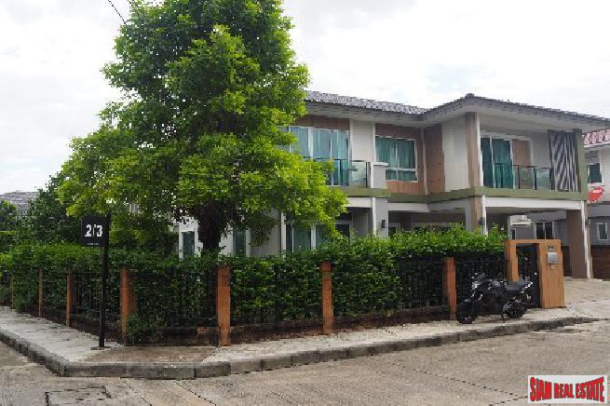Two Storey House with Small Garden in Suan Luang, Bangkok-1