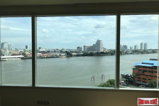 WATERMARK Chaophraya River | Spectacular View of the Chaophraya River from this Three Bedroom Condo in Bangkok-8