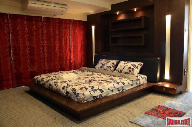 Large Three Bedroom with City Views at Sukhumvit 39-14