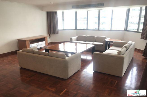 Belair Mansion | Spacious Three Bedroom Condo for Rent with City Views on the 14th Floor,  Sukhumvit 23-10