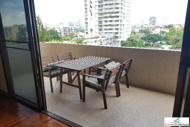 Oriental Tower Condo | Extra Large Three Bedroom Pet Friendly Apartment in Ekkamai-17