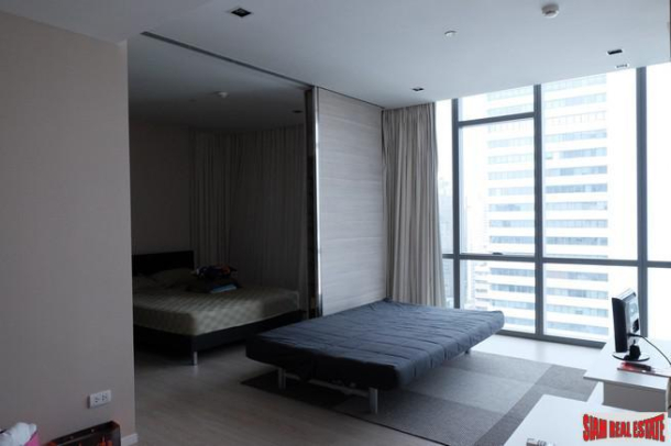 The Room Sukhumvit 21 | Large 26th Floor One Bedroom Condo for Sale on Sukhumvit 19-19