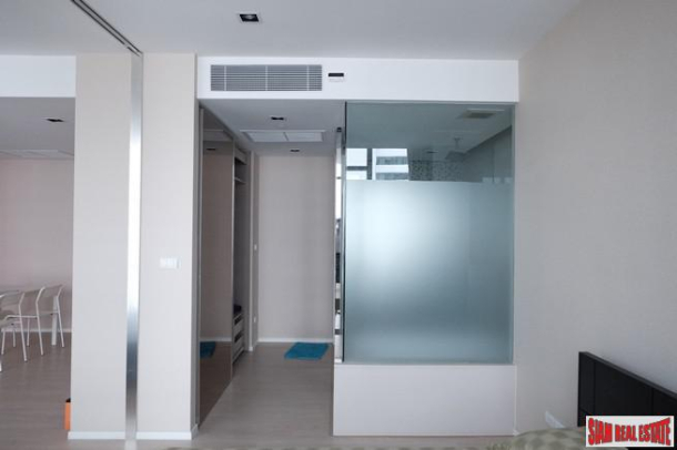 The Room Sukhumvit 21 | Large 26th Floor One Bedroom Condo for Sale on Sukhumvit 19-3