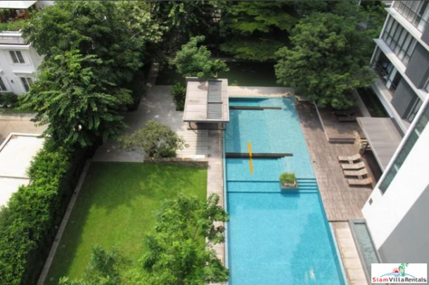 Domus Sukhumvit 18 | Enjoy Garden and Swimming Pool Views from this Modern Three Bedroom Condo on Sukhumvit 18-8