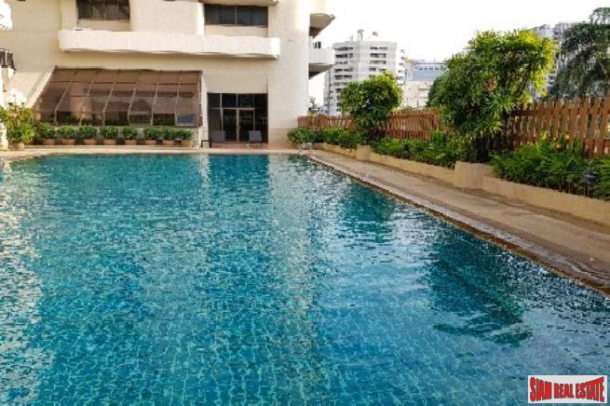 Tower Park Condo  | Spacious and Modern Four Bedroom Condo with Two Balconies in Nana, Bangkok-14